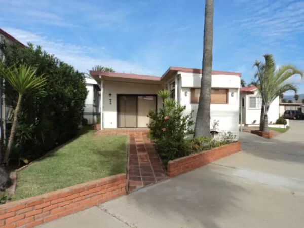  Casas en venta en Estero Beach Ensenada 