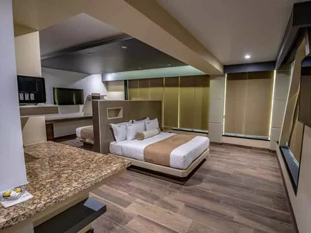 HOTEL EIFFEL Baja California Mexico